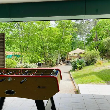 Le Domaine De La Montagnette ヴィラ