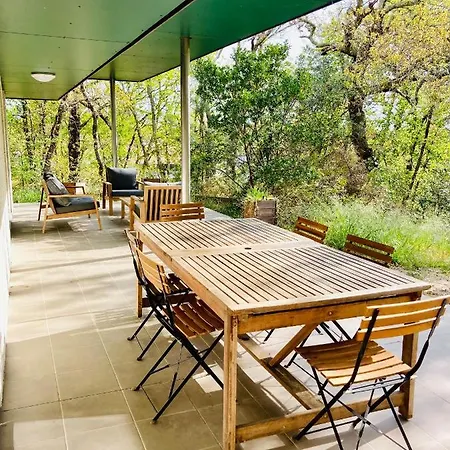 ヴィラ Le Domaine De La Montagnette