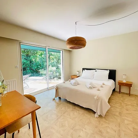 ヴィラ Le Domaine De La Montagnette *