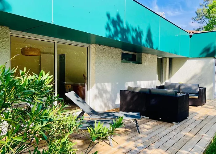 Le Domaine De La Montagnette Willa *