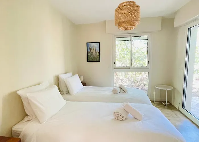 Le Domaine De La Montagnette Willa