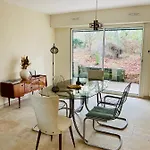 Le Domaine De La Montagnette Villa *