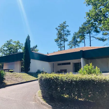 Villa Le Domaine De La Montagnette *