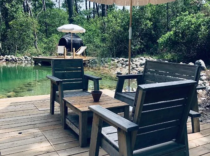 Le Domaine De La Montagnette *